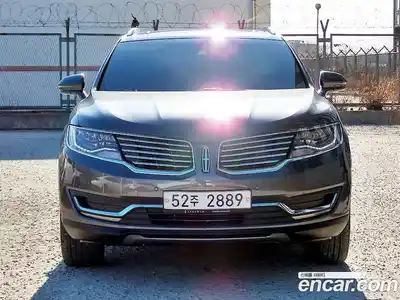 Lincoln MKX, 2018