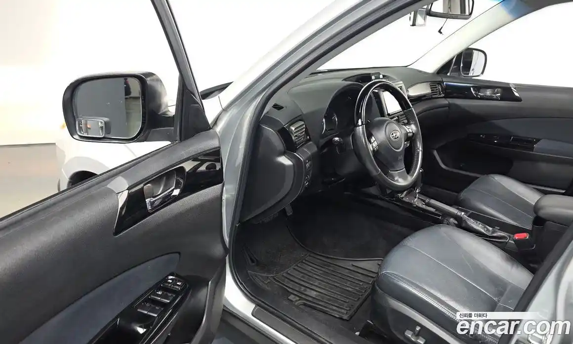 Subaru Forester 2010 2.5 гидро в Москве № 236181, фото 11