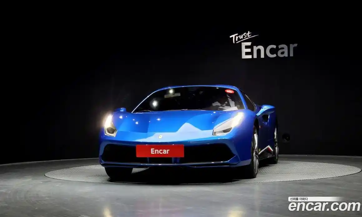 Ferrari 488 2017 3.9 гидро в Москве № 236384, фото 3