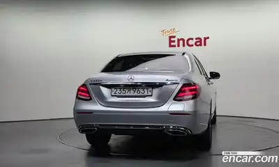 Mercedes-Benz E-Class 2020 2.0 гидро, миниатюра 4