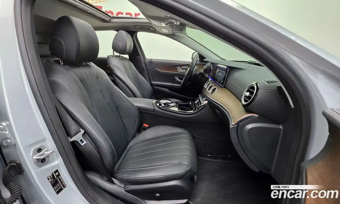 Mercedes-Benz E-Class 2020 2.0 гидро, фото 10