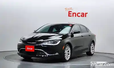 Chrysler 200, 2015
