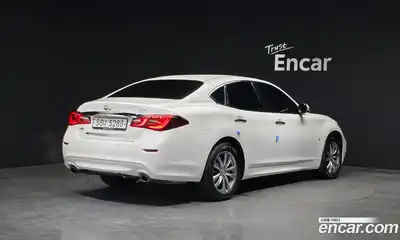 Infiniti Q70 2018 3.7 гидро в Москве № 268081, миниатюра 2