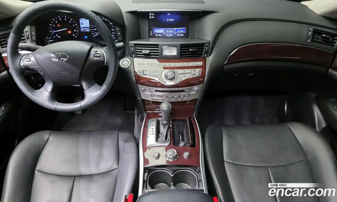 Infiniti Q70 2018 3.7 гидро в Москве № 268081, фото 7