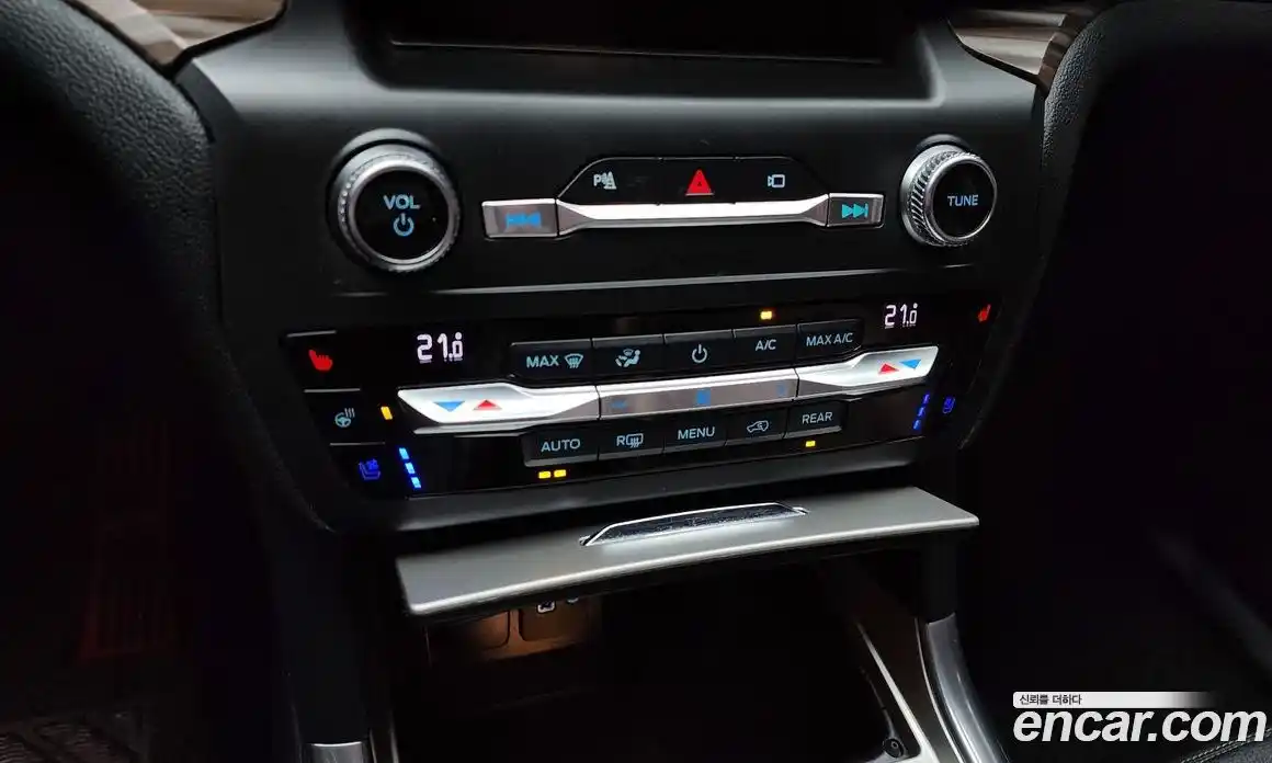 Ford Explorer 2019 2.3 гидро в Москве № 273463, фото 17