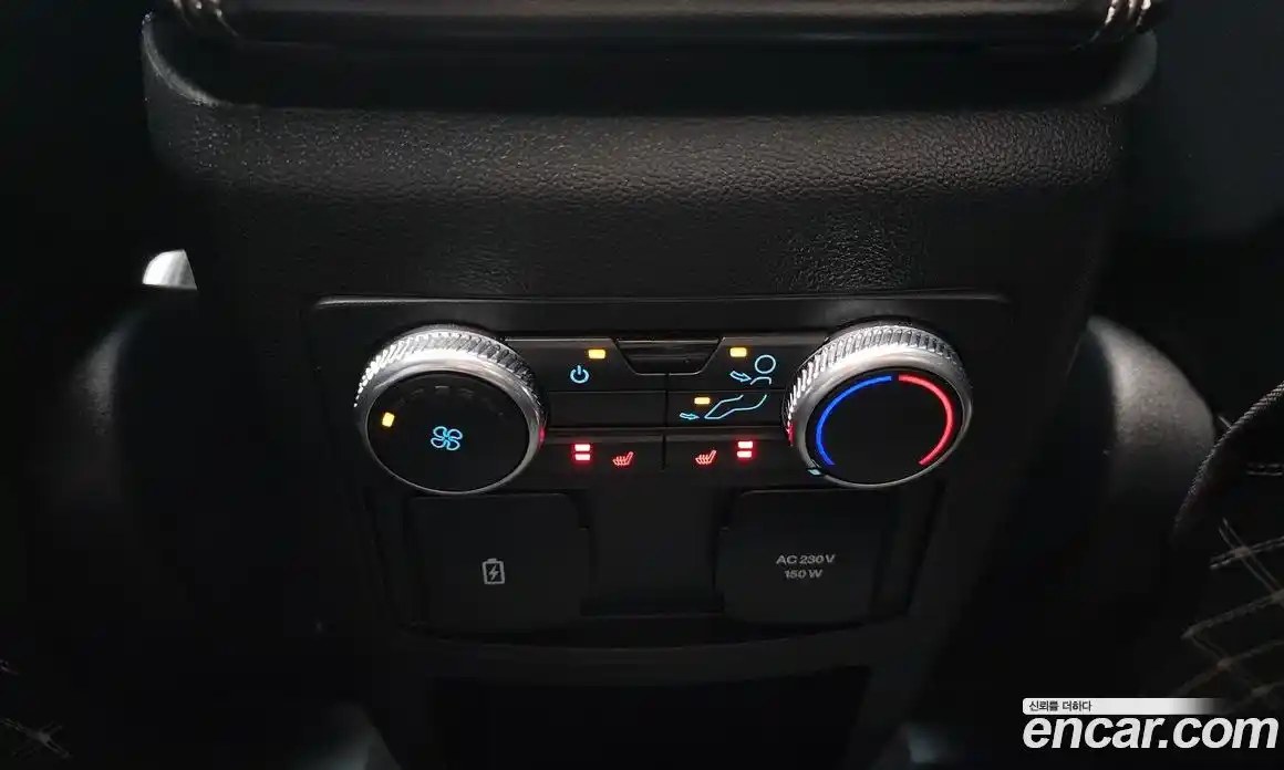 Ford Explorer 2019 2.3 гидро в Москве № 273463, фото 18