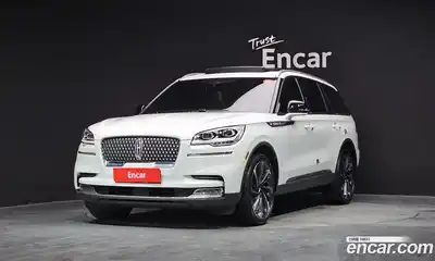 Lincoln Aviator, 2022