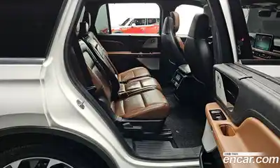 Lincoln Aviator 2022 3.0 гидро в Москве № 282487, миниатюра 12