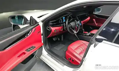 Maserati Quattroporte 2018 3.0 гидро в Москве № 283046, миниатюра 11