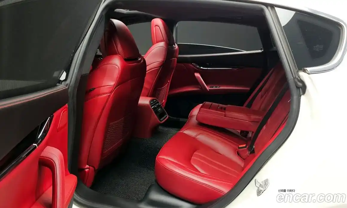 Maserati Quattroporte 2018 3.0 гидро в Москве № 283046, фото 12