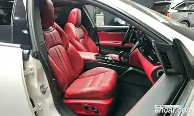 Maserati Quattroporte 2018 3.0 гидро в Москве № 283046, миниатюра 10