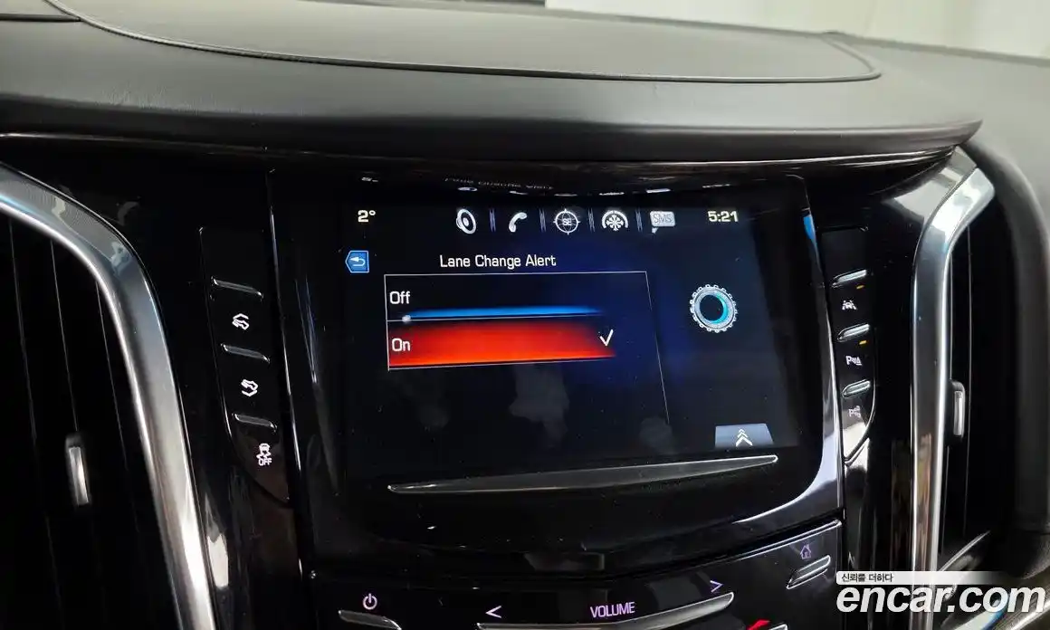Cadillac Escalade 2019 6.2 гидро в Москве № 285530, фото 16