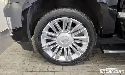 Cadillac Escalade 2019 6.2 гидро в Москве № 285530, миниатюра 5