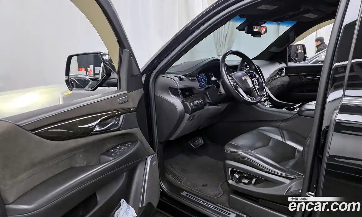 Cadillac Escalade 2019 6.2 гидро в Москве № 285530, фото 10