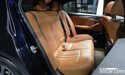 BMW 5-Series 2017 2.0 гидро в Москве № 288025, миниатюра 12