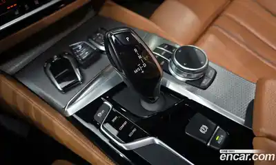 BMW 5-Series 2017 2.0 гидро в Москве № 288025, миниатюра 9