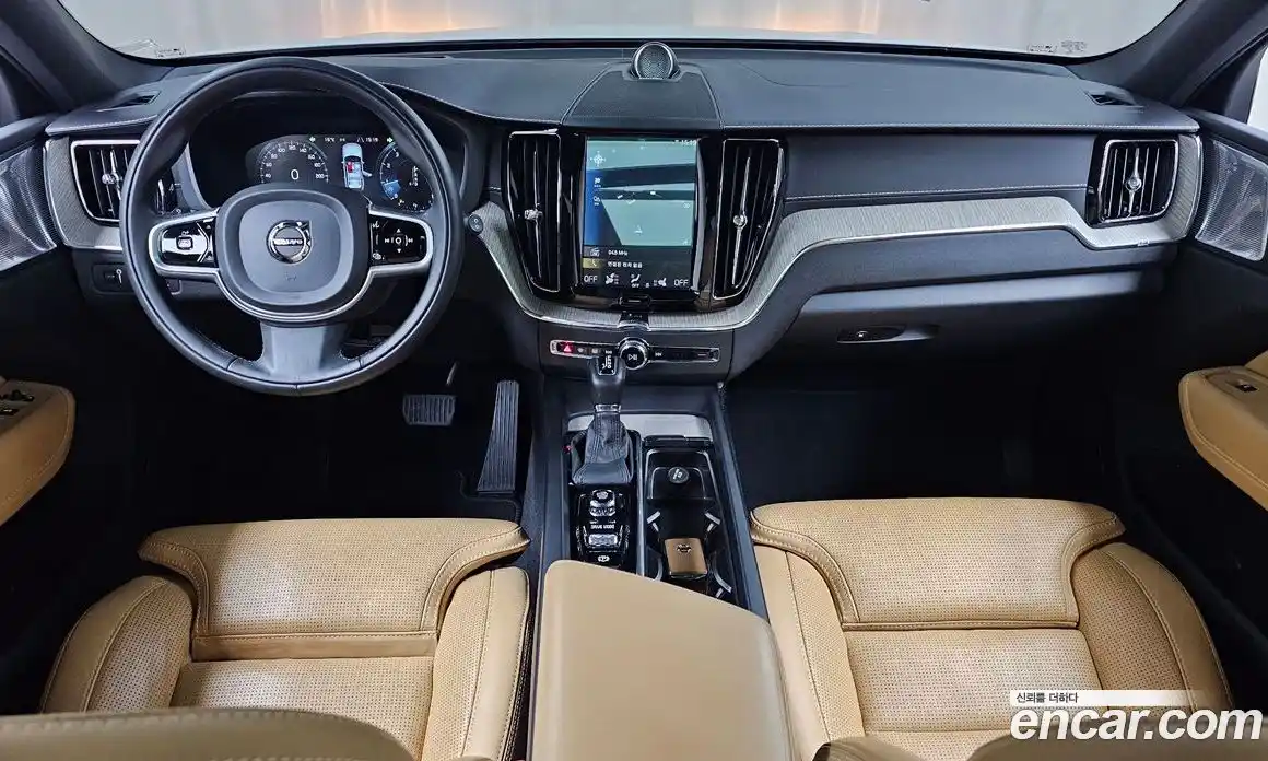 Volvo XC60 2019 2.0 гидро в Москве № 293852, фото 7
