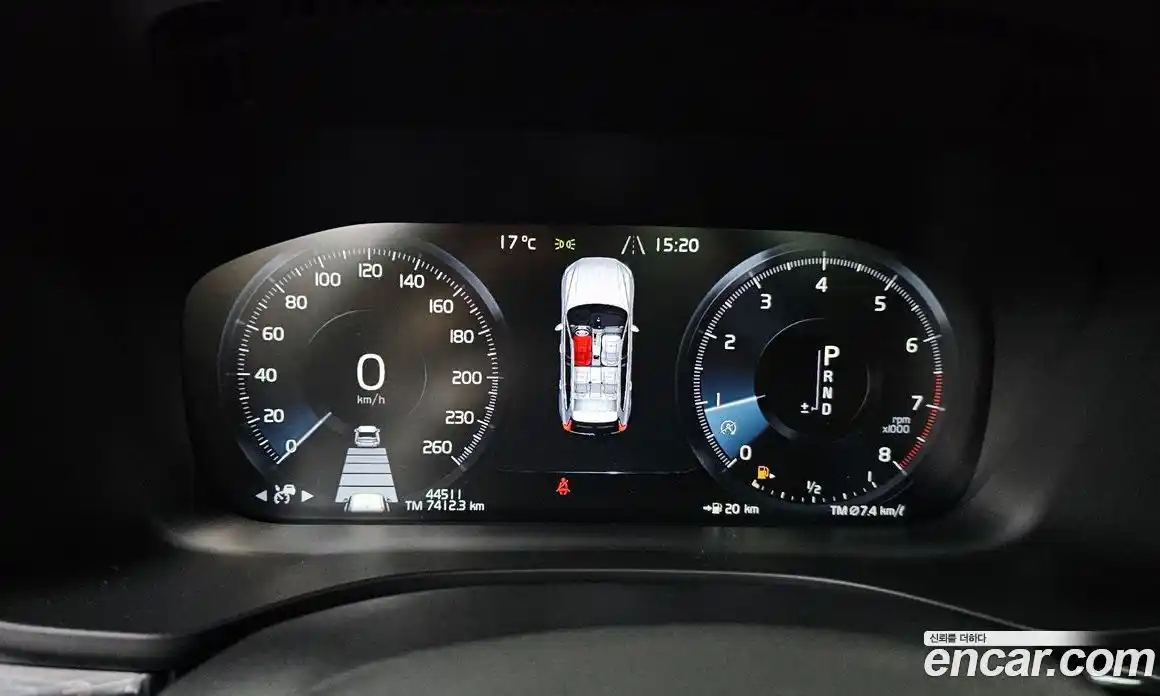 Volvo XC60 2019 2.0 гидро в Москве № 293852, фото 8