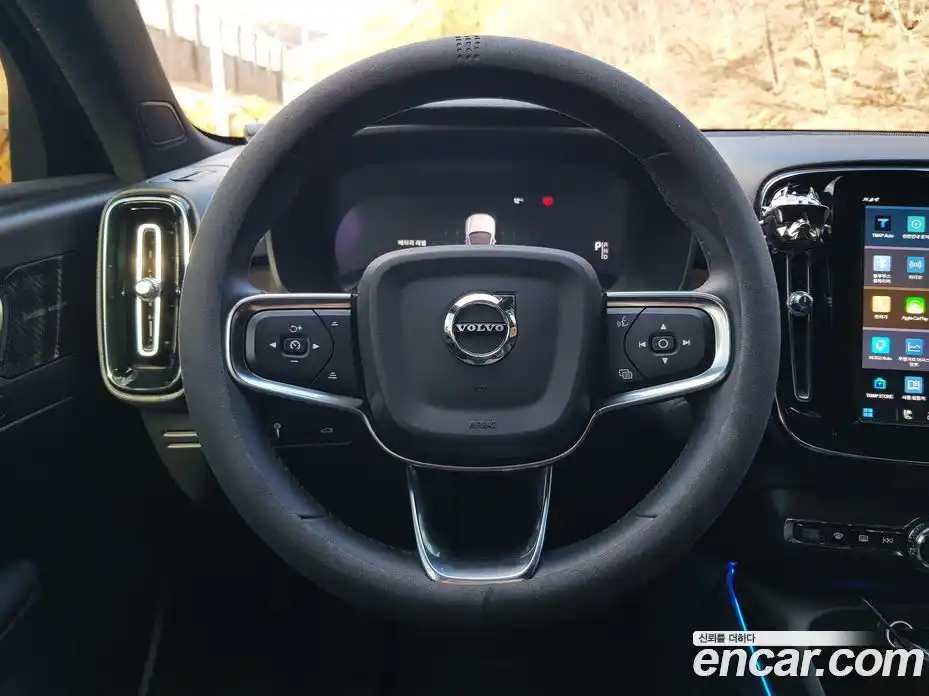 Volvo C40 2022 0.2 гидро в Москве № 293972, фото 9