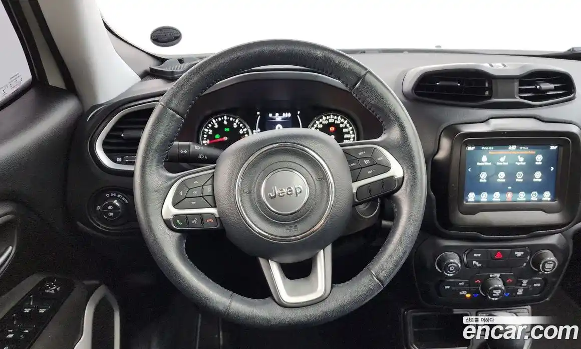 Jeep Renegade 2021 2.4 гидро в Москве № 296457, фото 13