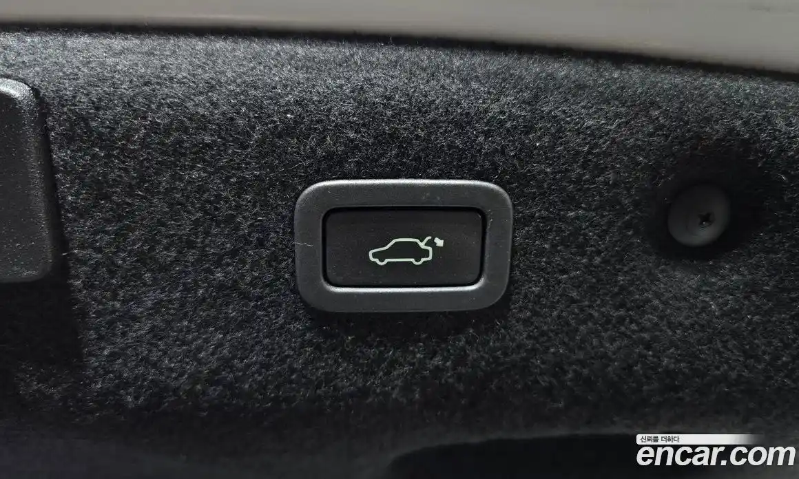Jaguar XF 2017 2.0 гидро в Москве № 335809, фото 18