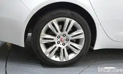 Jaguar XF 2017 2.0 гидро в Москве № 335809, миниатюра 5