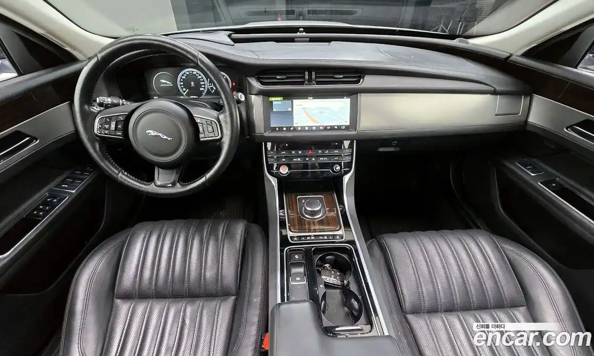 Jaguar XF 2017 2.0 гидро в Москве № 335809, фото 7