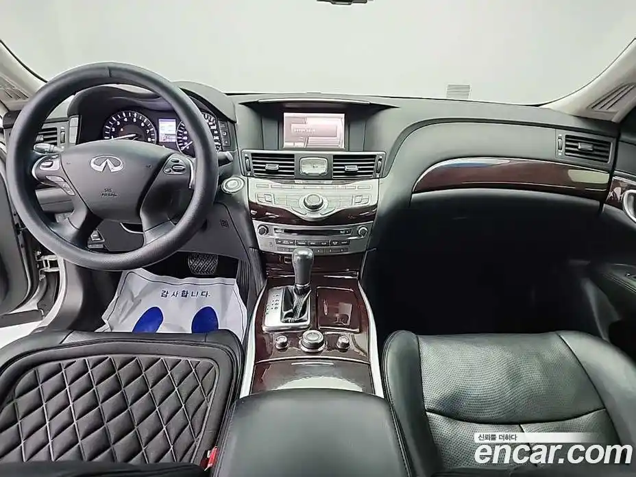 Infiniti M 2011 3.7 гидро в Москве № 336599, фото 7