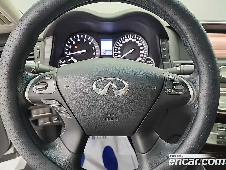 Infiniti M 2011 3.7 гидро в Москве № 336599, фото 9