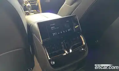 Bentley Flying Spur 2024 4.0 гидро в Москве № 366379, миниатюра 9