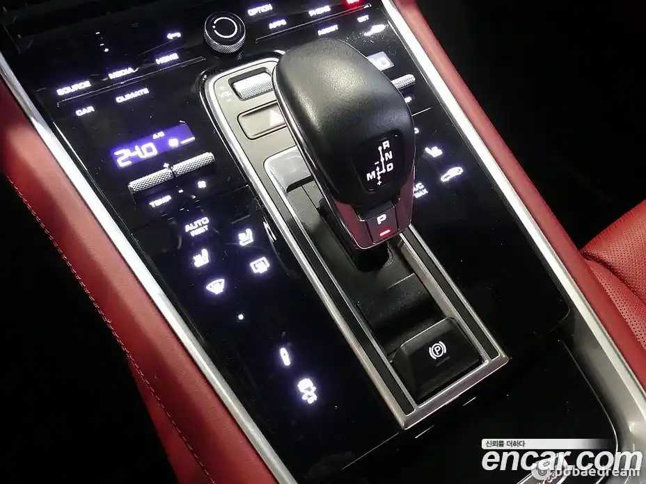 Porsche Panamera 2023 4.0 гидро в Москве № 374542, фото 9