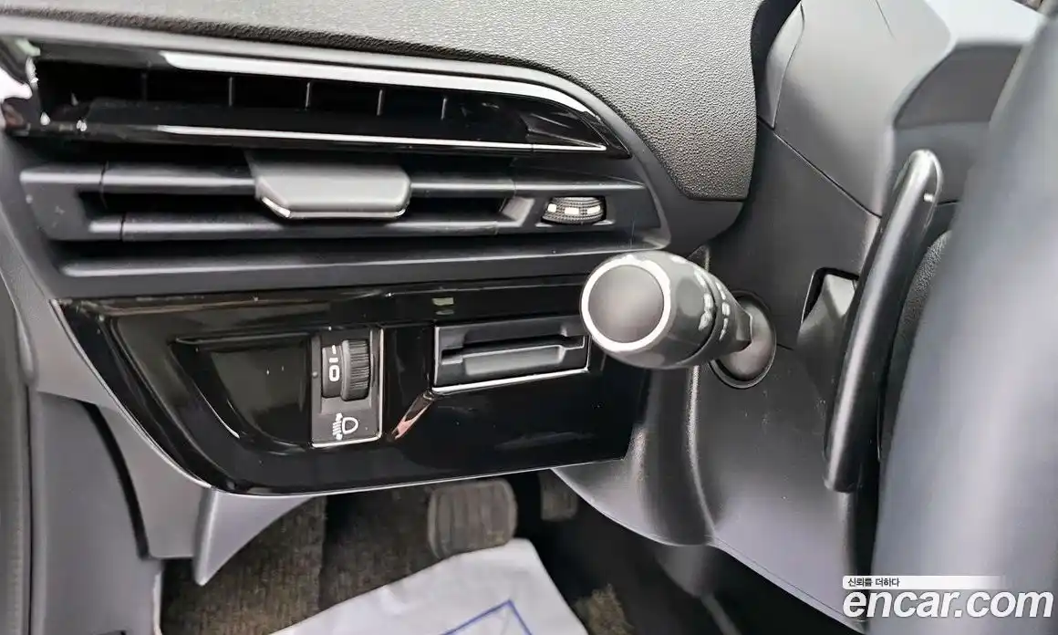 Citroen C4 Picasso 2017 1.6 гидро в Москве № 392775, фото 13