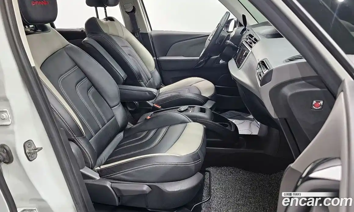 Citroen C4 Picasso 2017 1.6 гидро в Москве № 392775, фото 10