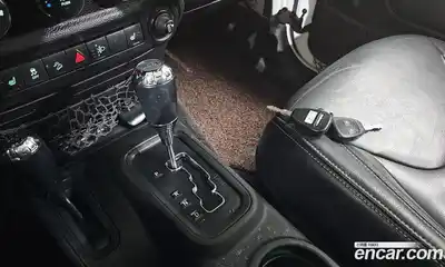 Jeep Wrangler 2017 3.6 гидро в Москве № 395399, миниатюра 9
