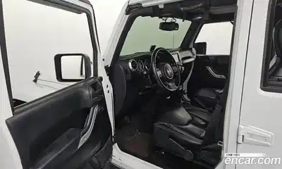 Jeep Wrangler 2017 3.6 гидро в Москве № 395399, миниатюра 10