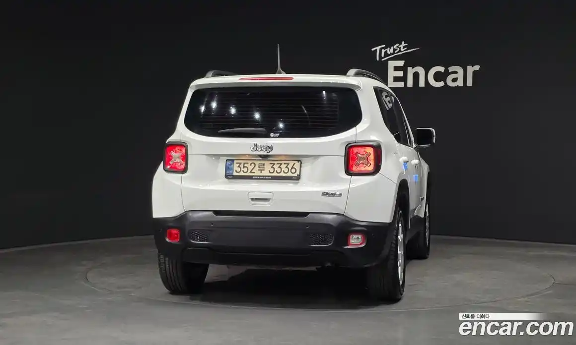 Jeep Renegade 2021 2.4 гидро в Москве № 401764, фото 4