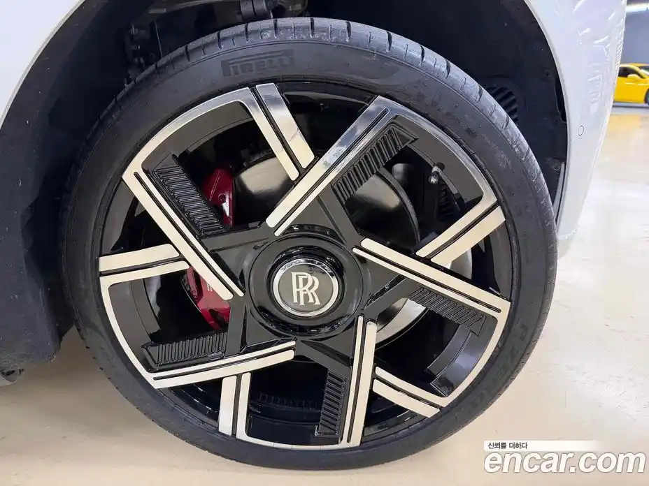 Rolls-Royce Cullinan 2022 6.7 гидро в Москве № 407373, фото 8