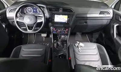 Volkswagen Tiguan 2023 2.0 гидро в Москве № 432233, миниатюра 7