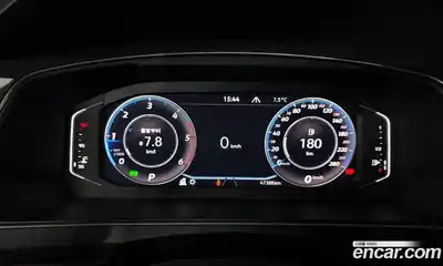 Volkswagen Tiguan 2023 2.0 гидро в Москве № 432233, миниатюра 8