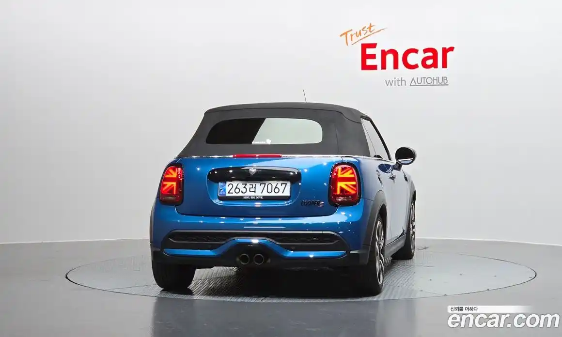 Mini Cooper Convertible 2024 2.0 гидро в Москве № 471834, фото 4