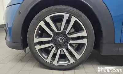 Mini Cooper Convertible 2024 2.0 гидро в Москве № 471834, миниатюра 5