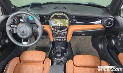 Mini Cooper Convertible 2024 2.0 гидро в Москве № 471834, миниатюра 7