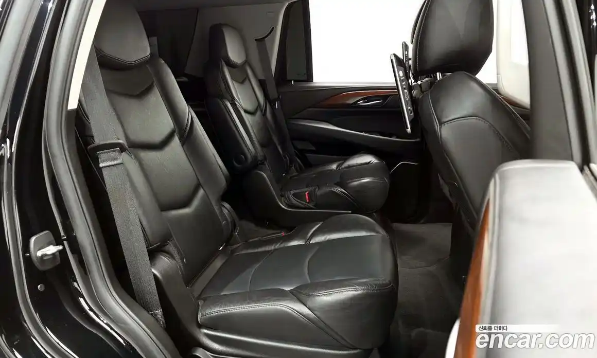 Cadillac Escalade 2018 6.2 гидро в Москве № 474674, фото 12