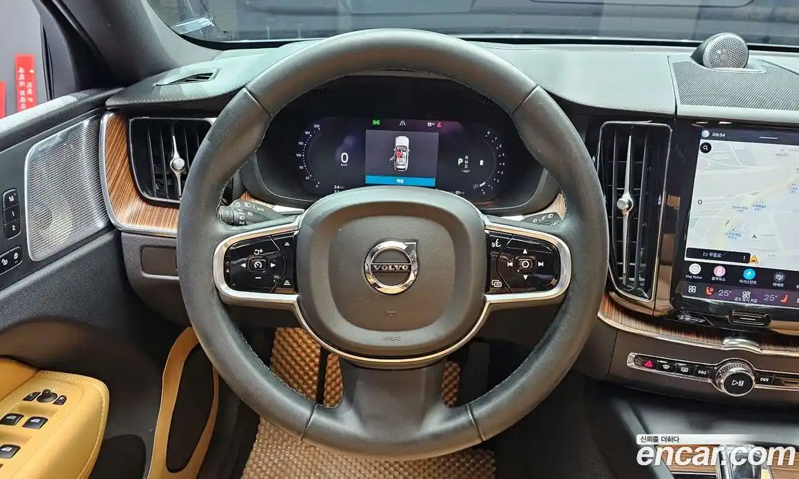 Volvo XC60 2022 2.0 гидро в Москве № 593613, фото 13