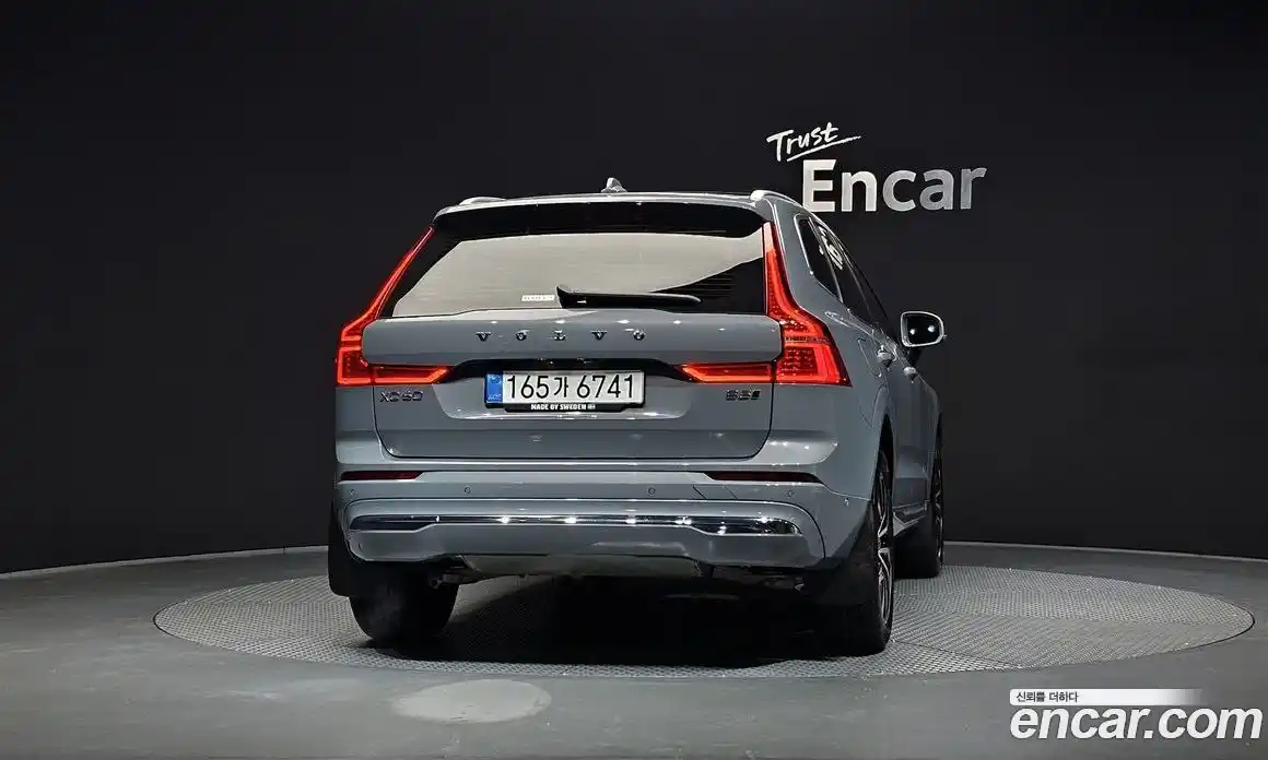Volvo XC60 2022 2.0 гидро в Москве № 593613, фото 4