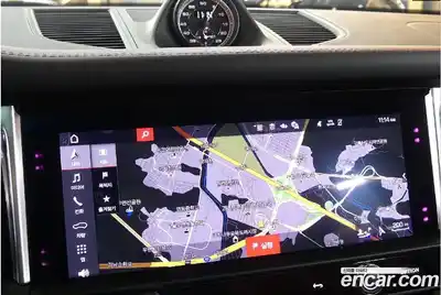 Porsche Macan 2024 1.6 гидро в Москве № 594413, миниатюра 11