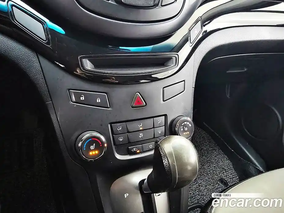 Chevrolet Orlando 2011 2.0 гидро в Москве № 67272, фото 15