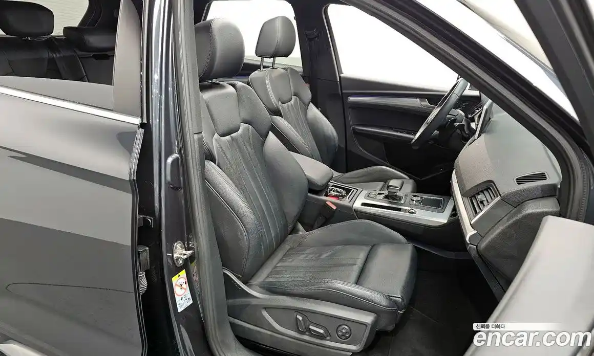 Audi Q5 2020 2.0 гидро в Москве, фото 12
