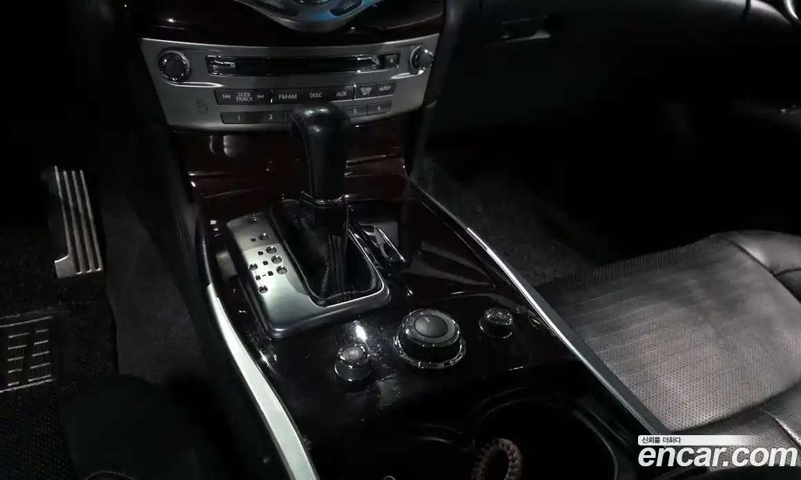 Infiniti M 2011 5.6 гидро в Москве № 746865, фото 9