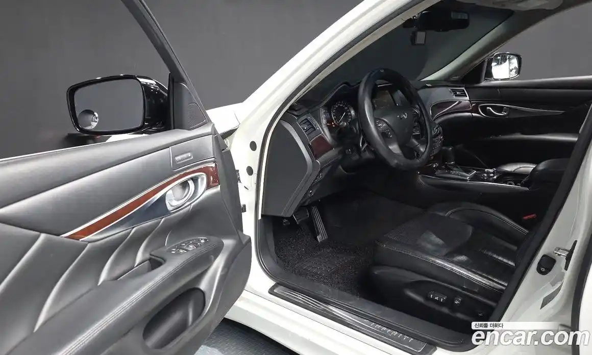 Infiniti M 2011 5.6 гидро в Москве № 746865, фото 10